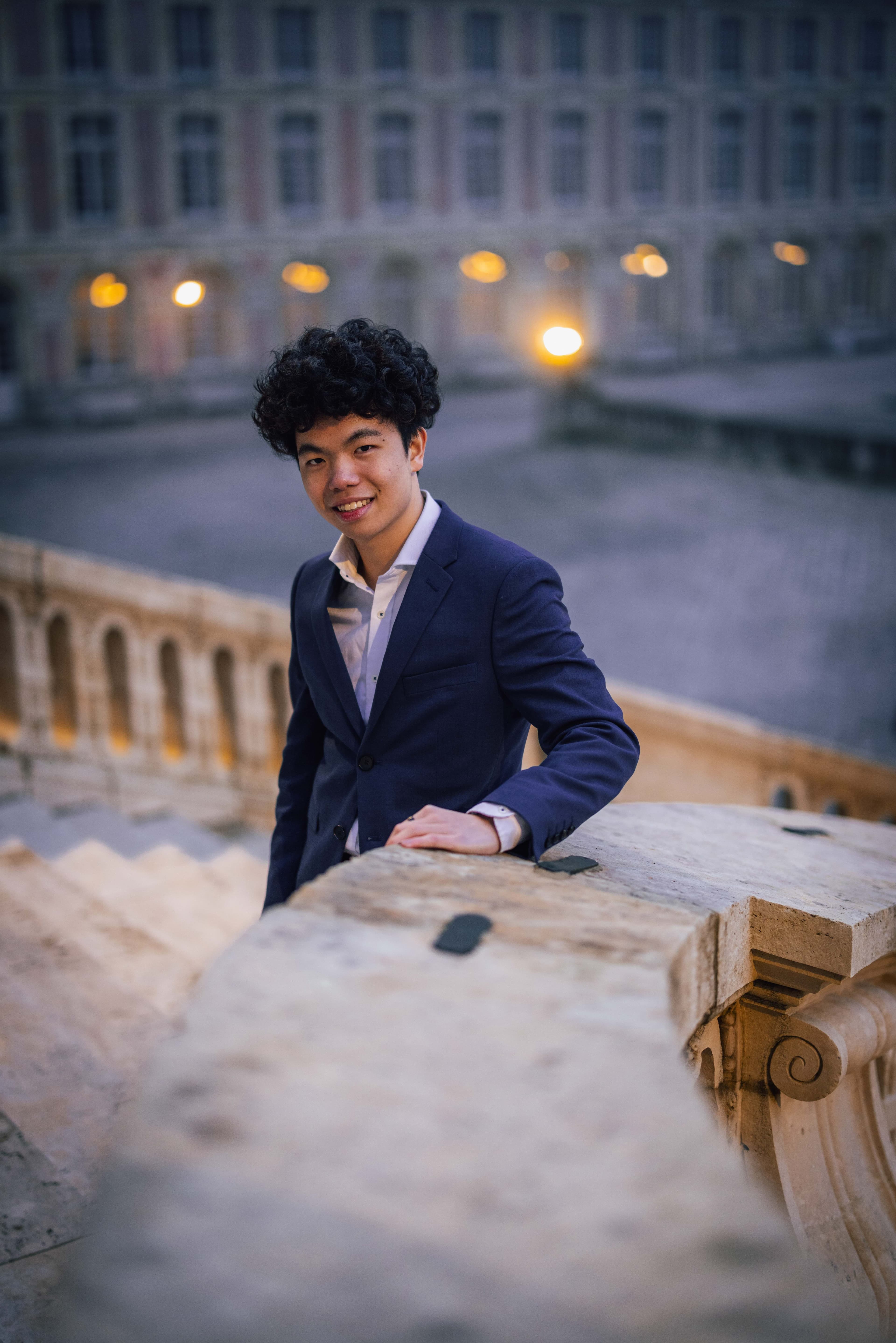 Alex Lai - Professional Headshot